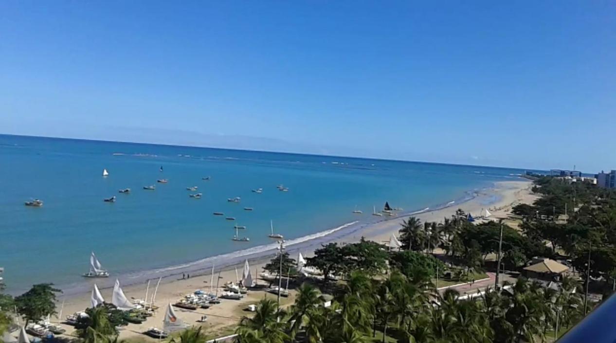 Na Beira Mar De Pajucara - Edificio Neo 2 - Apartamento Com 02 Quartos - Tem Varanda- Vista Lateral Do Mar - Avenida Doutor Antonio Gouveia 1081- Consumo Eletrico E Pago No Ckeck-Out 1Kwh E 1,35 Reias Maceio  Luaran gambar