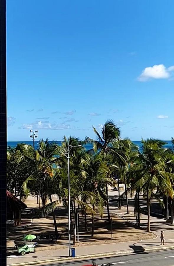 Na Beira Mar De Pajucara - Edificio Neo 2 - Apartamento Com 02 Quartos - Tem Varanda- Vista Lateral Do Mar - Avenida Doutor Antonio Gouveia 1081- Consumo Eletrico E Pago No Ckeck-Out 1Kwh E 1,35 Reias Maceio  Luaran gambar