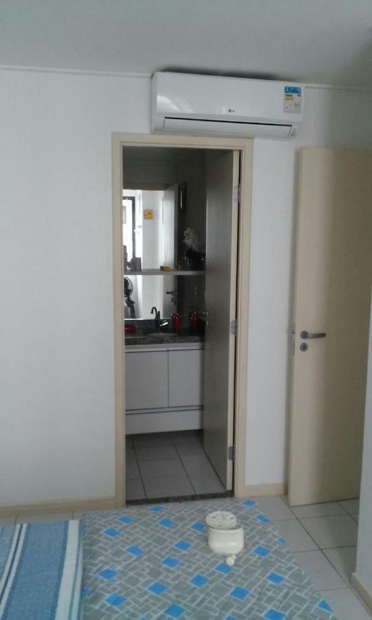 Na Beira Mar De Pajucara - Edificio Neo 2 - Apartamento Com 02 Quartos - Tem Varanda- Vista Lateral Do Mar - Avenida Doutor Antonio Gouveia 1081- Consumo Eletrico E Pago No Ckeck-Out 1Kwh E 1,35 Reias Maceio  Luaran gambar
